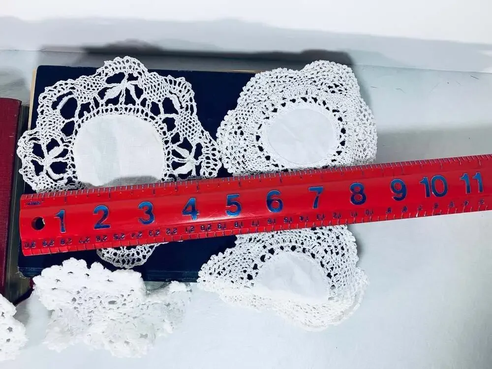 Vintage White small Grannycore Doilies assorted 8
